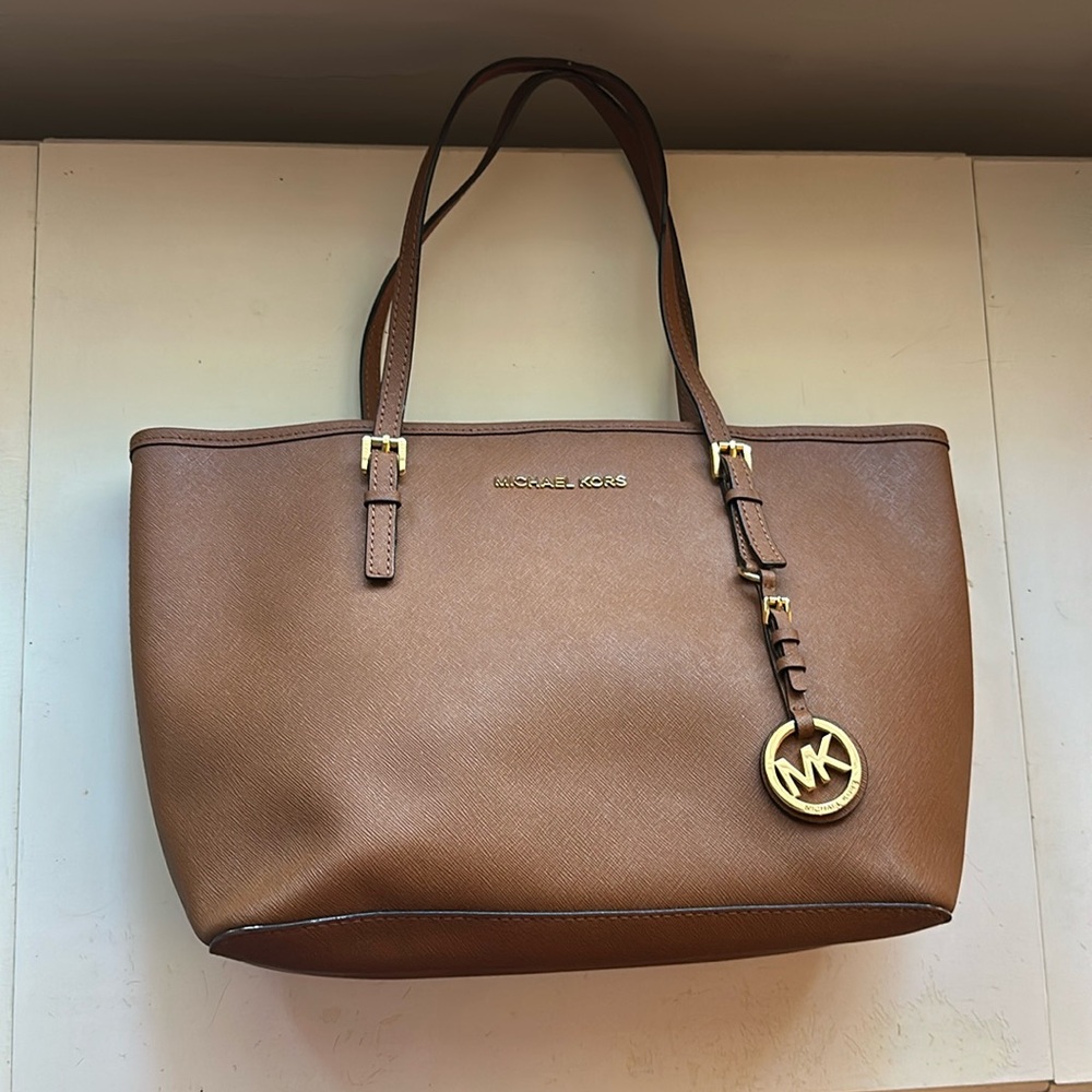Michael Kors Jet Set Travel Tote